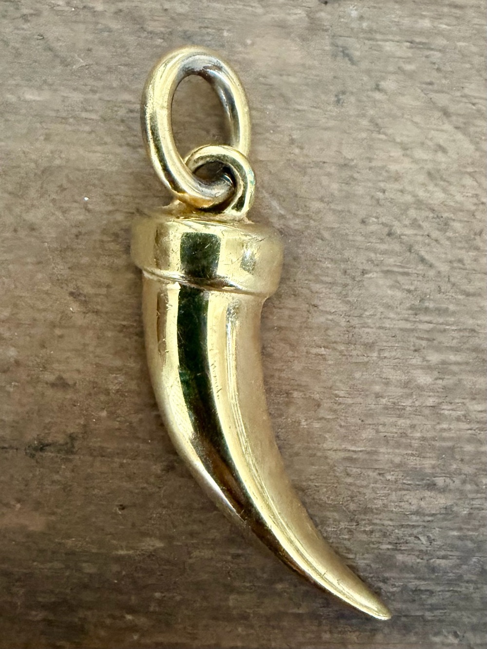 VINTAGE 18K GOLD PLATED ITALIAN HORN CORNICELLO PENDANT - G ITALY